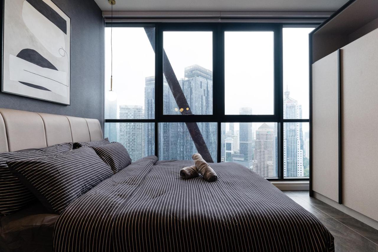 קואלה לומפור Scarletz Klcc Studio Suites 4 Pax Luxury Modern Style Wifi 100Mbps מראה חיצוני תמונה