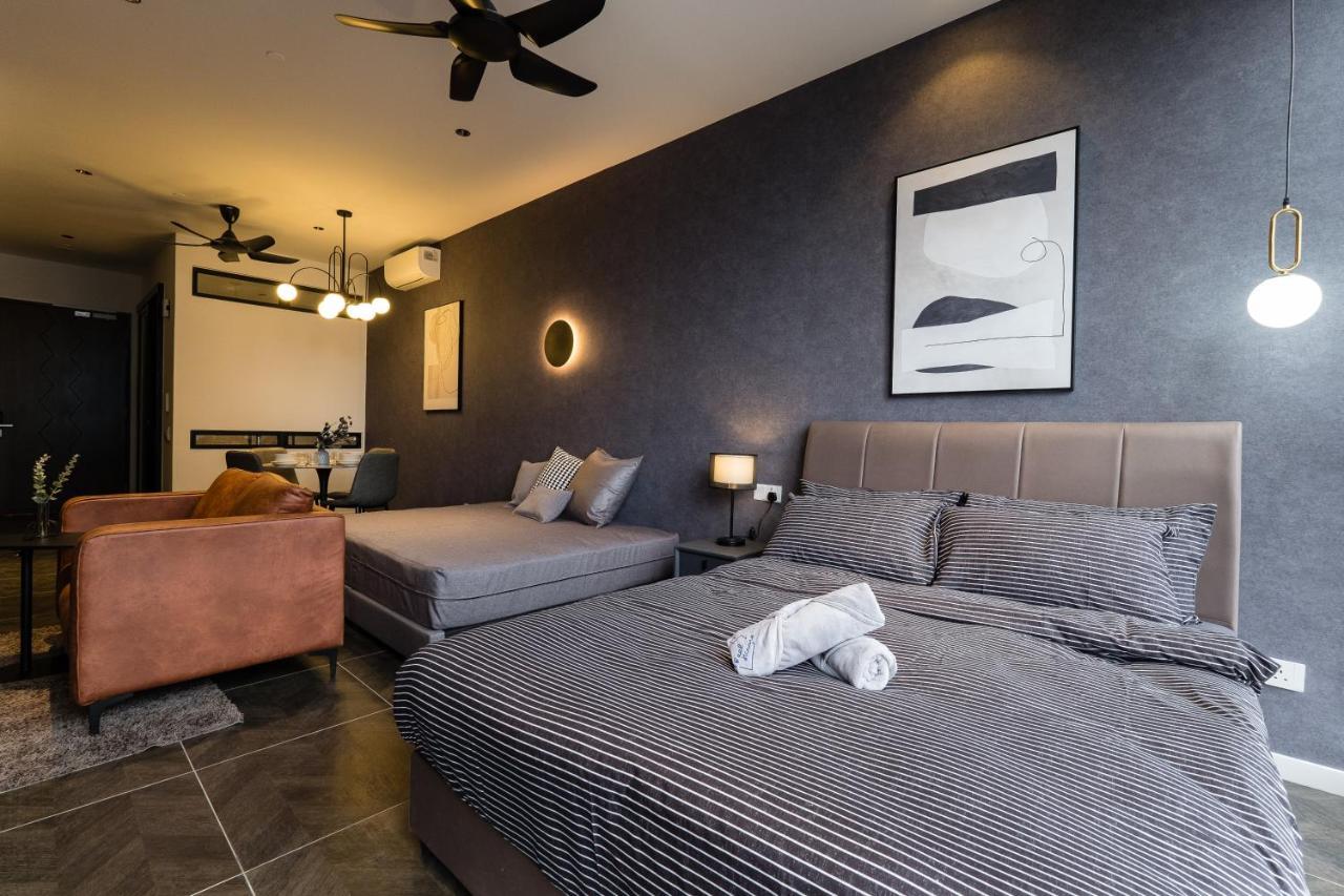 קואלה לומפור Scarletz Klcc Studio Suites 4 Pax Luxury Modern Style Wifi 100Mbps מראה חיצוני תמונה